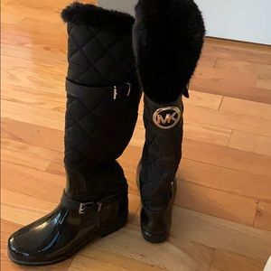 Micheal Kors boots